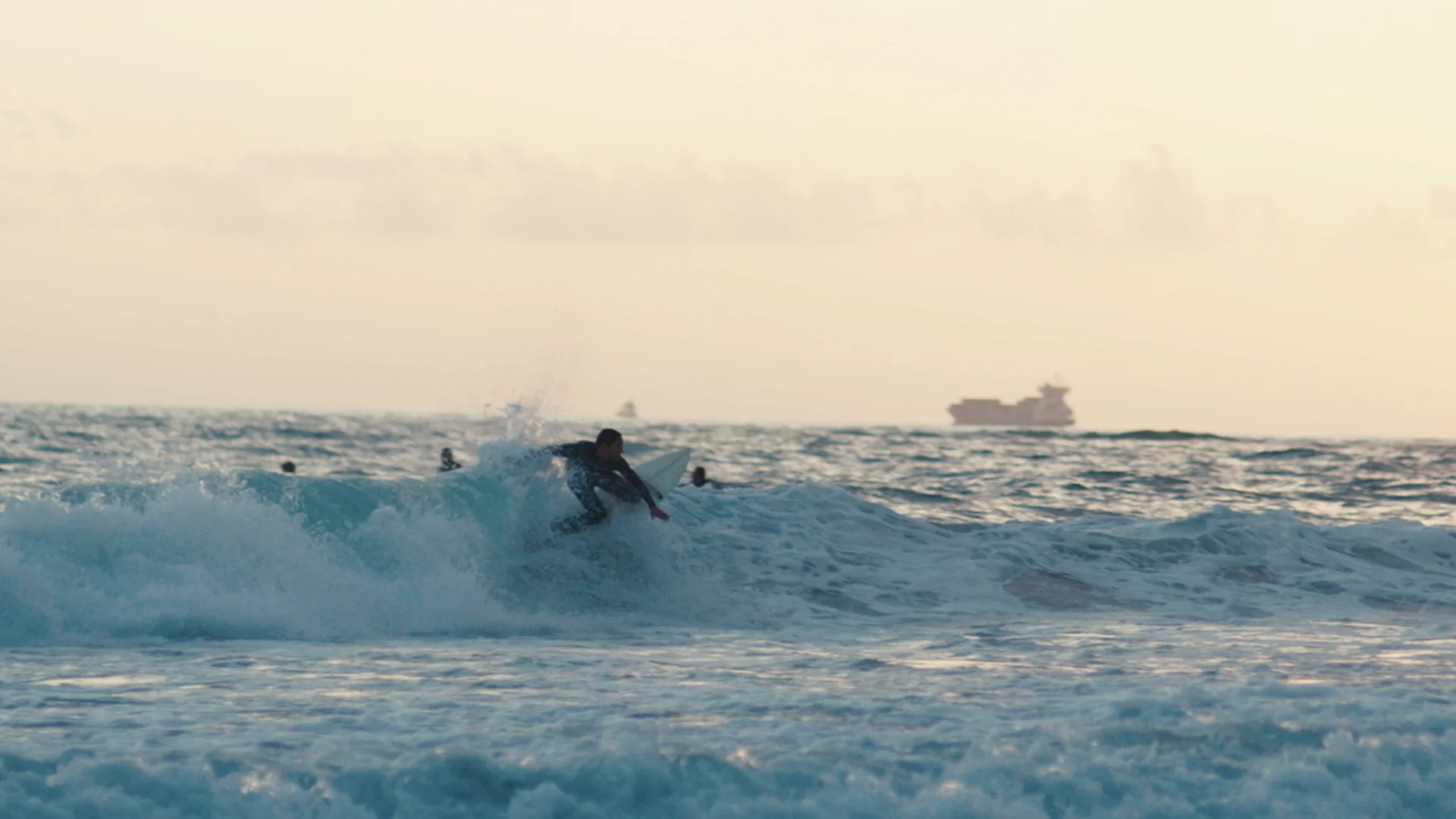 Oakley CantStop Surfing still 6